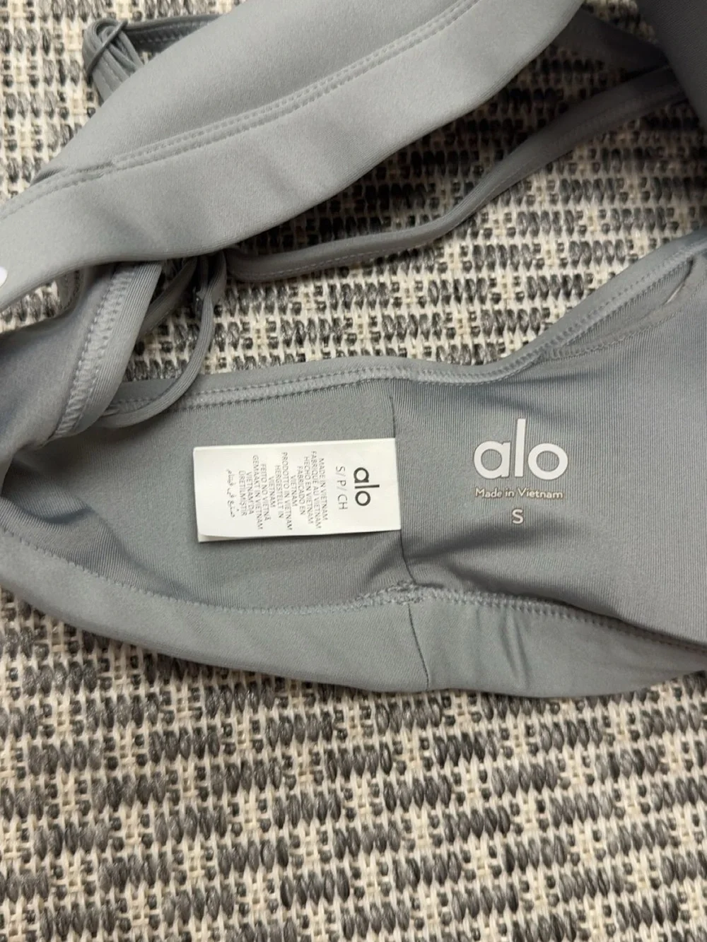 Alo Yoga Airlift Intrigue Bra in Lunar Grey